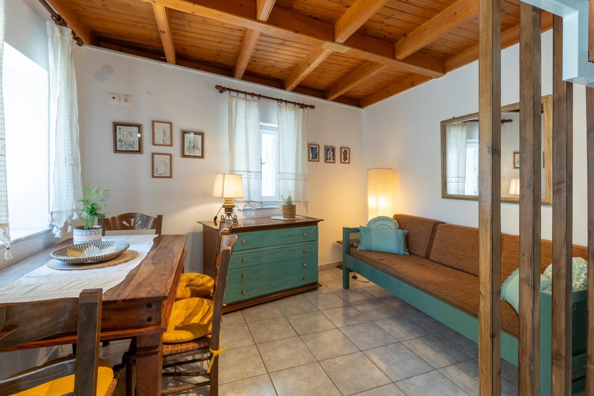 Spacious Home With Yard, Mytilene Lesvos Kültér fotó